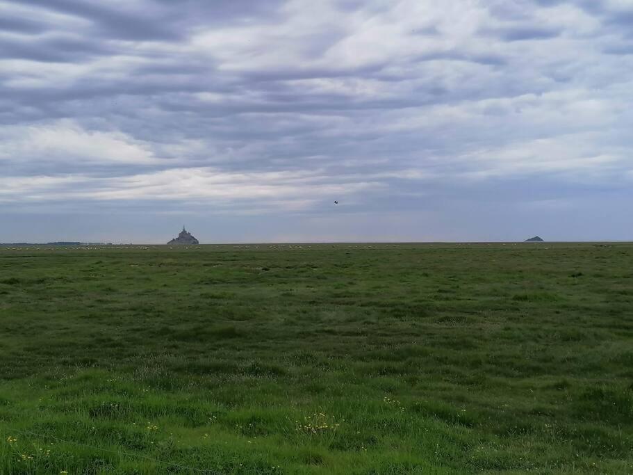 Sunset Family Guesthouse Mont Saint Michel Céaux Dış mekan fotoğraf